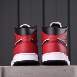 Air Jordan 1 Mid “Chicago Black Toe” 554724-069 Red černá Bílá