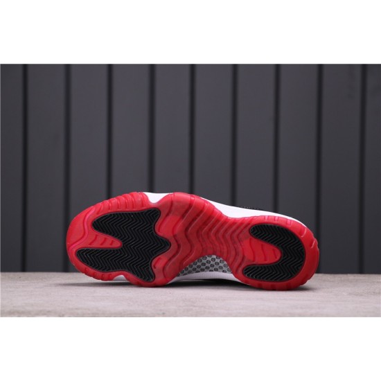 Air Jordan 11 Low "Bred" 528895-012 černá červená