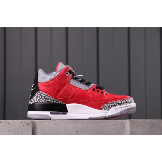 Air Jordan 3 "Red Cement" CK5692-600 červenošedá