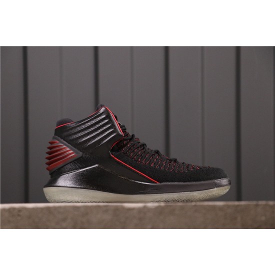 Air Jordan 32 "MJ Day" AA1253-001 černá červená