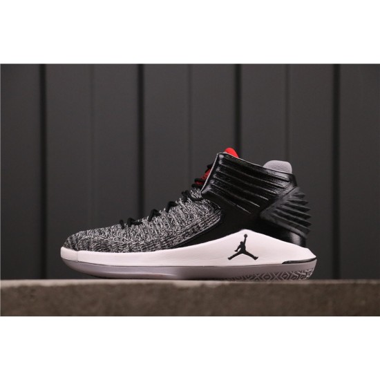 Air Jordan 32 "MVP" AH3348-002 šedá černá