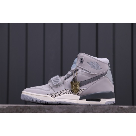 Air Jordan Legacy 312 NRG AV3922-002 šedá hnědá